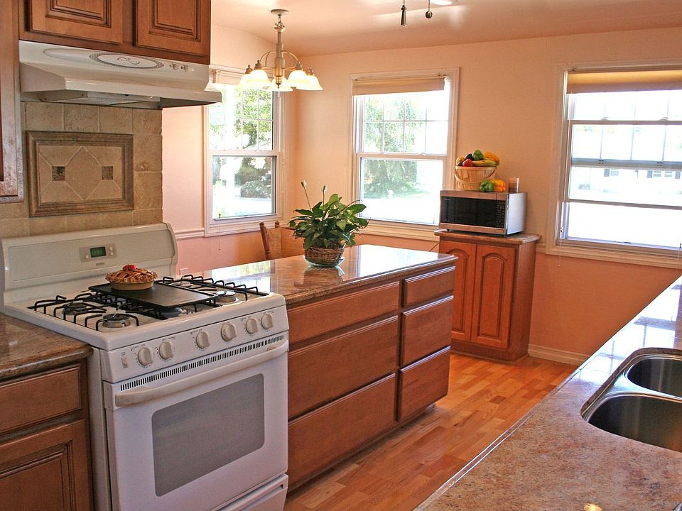 Updated Granite Kitchen