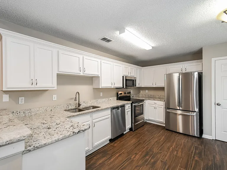 2923 Golden Pond Blvd — Photo 7