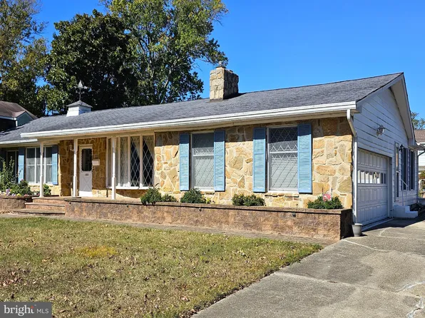 155 Crescent Dr, Dover, DE 19904