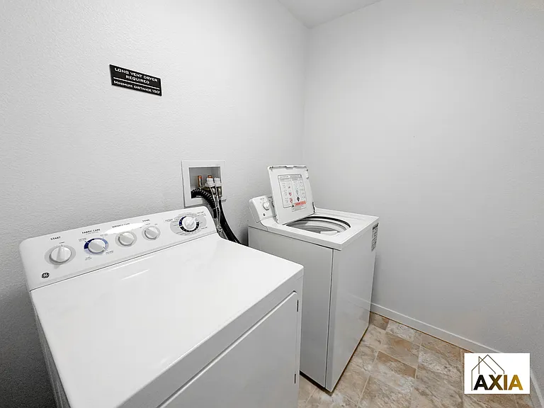 2810 E College Ave #110 — Photo 9