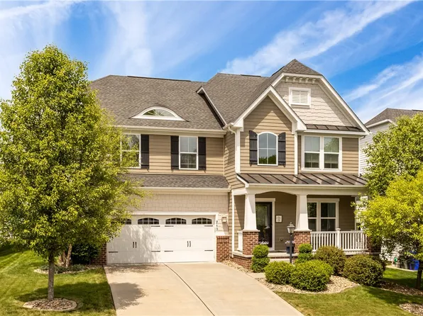 210 Shadow Rock Ln, Mars, PA 16046