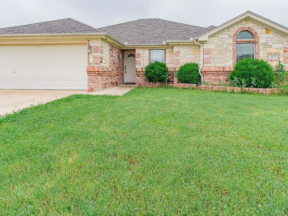 4300 Lauren Mackenzie Dr