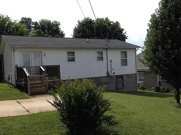 312 Cumberland St, Hickman, KY 42050