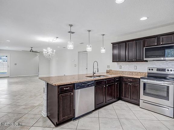 5th image of 8401 HIGHFIELD Avenue