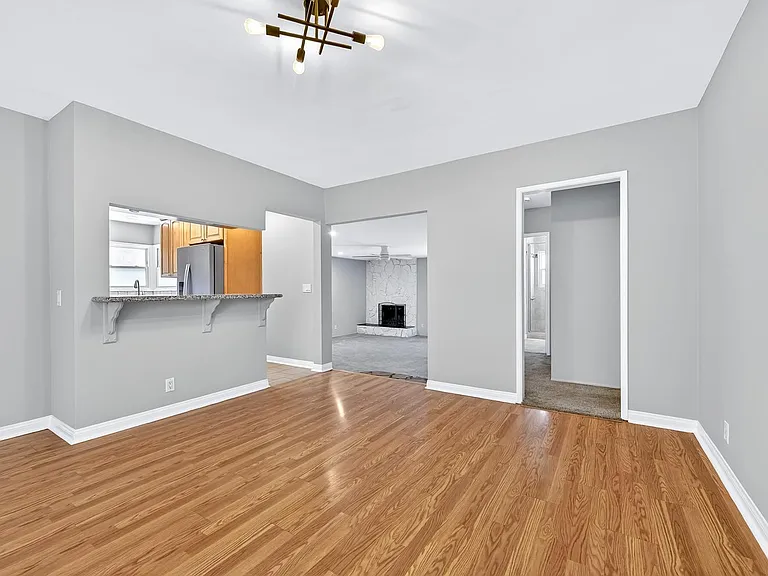 4913 Premiere Ave — Photo 8