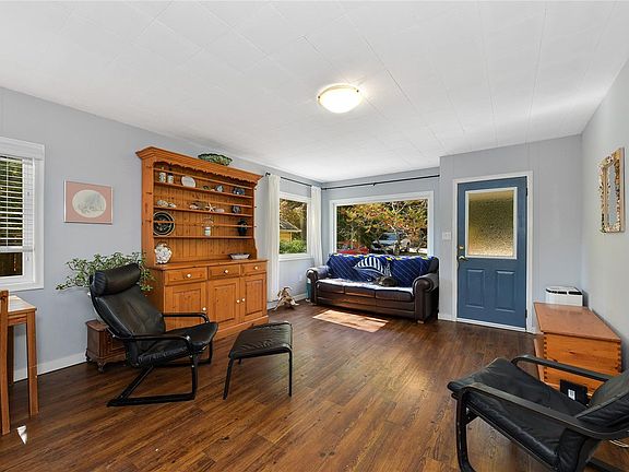 3rd image of 5229 Jersey Rd