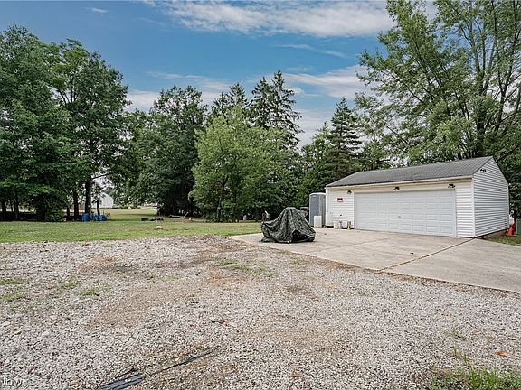 4th image of 5570 Dunham Rd