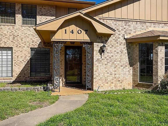 2nd image of 1407 Key St #A