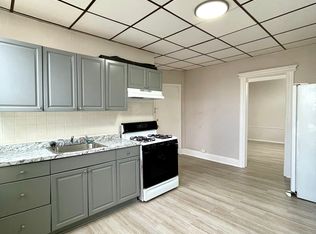 446 61st St SUITE 4, West New York, NJ 07093