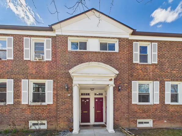 147-20 Village Road #80D, Briarwood, NY 11435