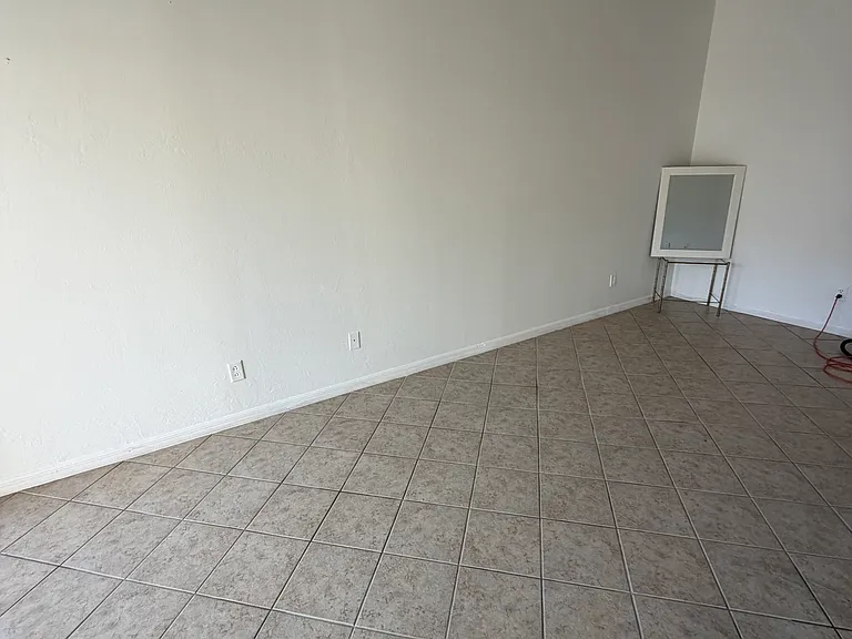 4225 Bellasol Cir #1614 — Photo 18