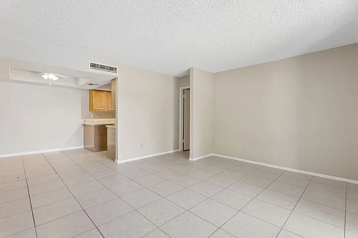4444 E Paradise Ln #129 — Photo 5
