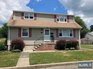 113 6th Ave, Hawthorne, NJ 07506