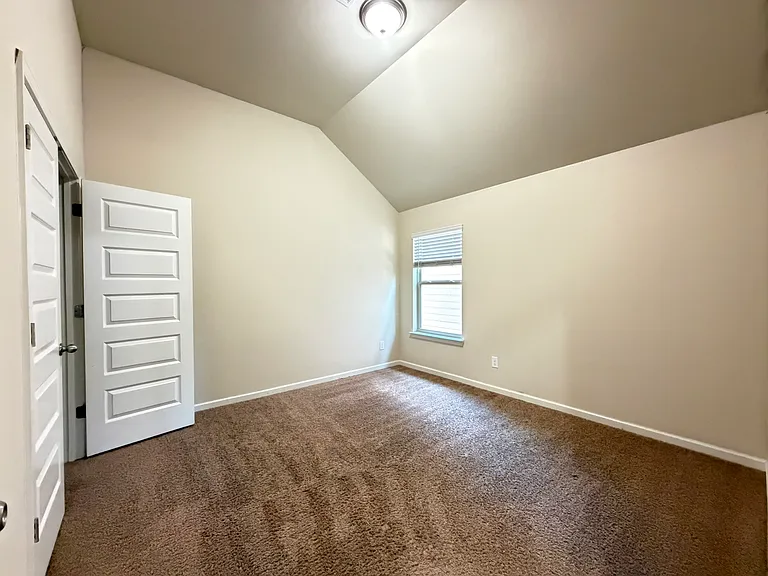 209 Emporia Loop — Photo 20