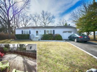 251 Westwood Pl, Brick, NJ 08724