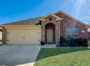1703 Princeton Ave, Farmersville, TX 75442