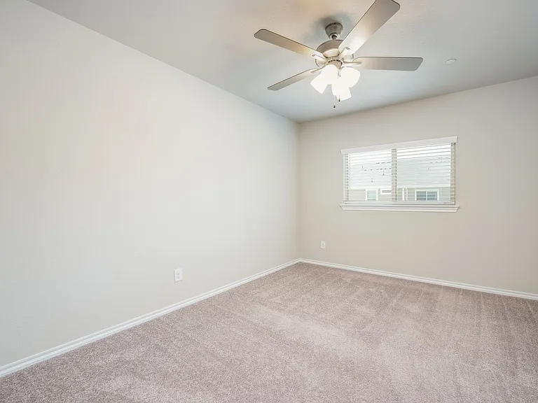 3537 Brentwood Dr — Photo 11
