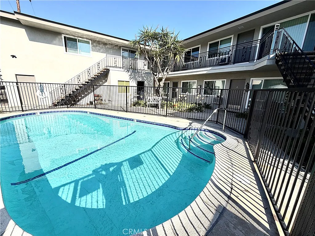 Building Photo - 13829 E Christine #E