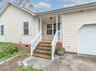 269 S End Rd, Knotts Island, NC 27950