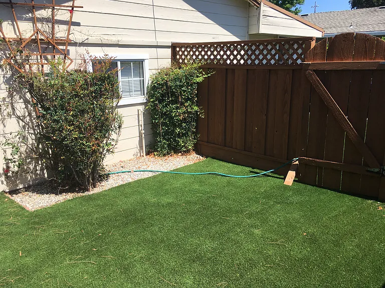 2189 Leland Ave — Photo 13