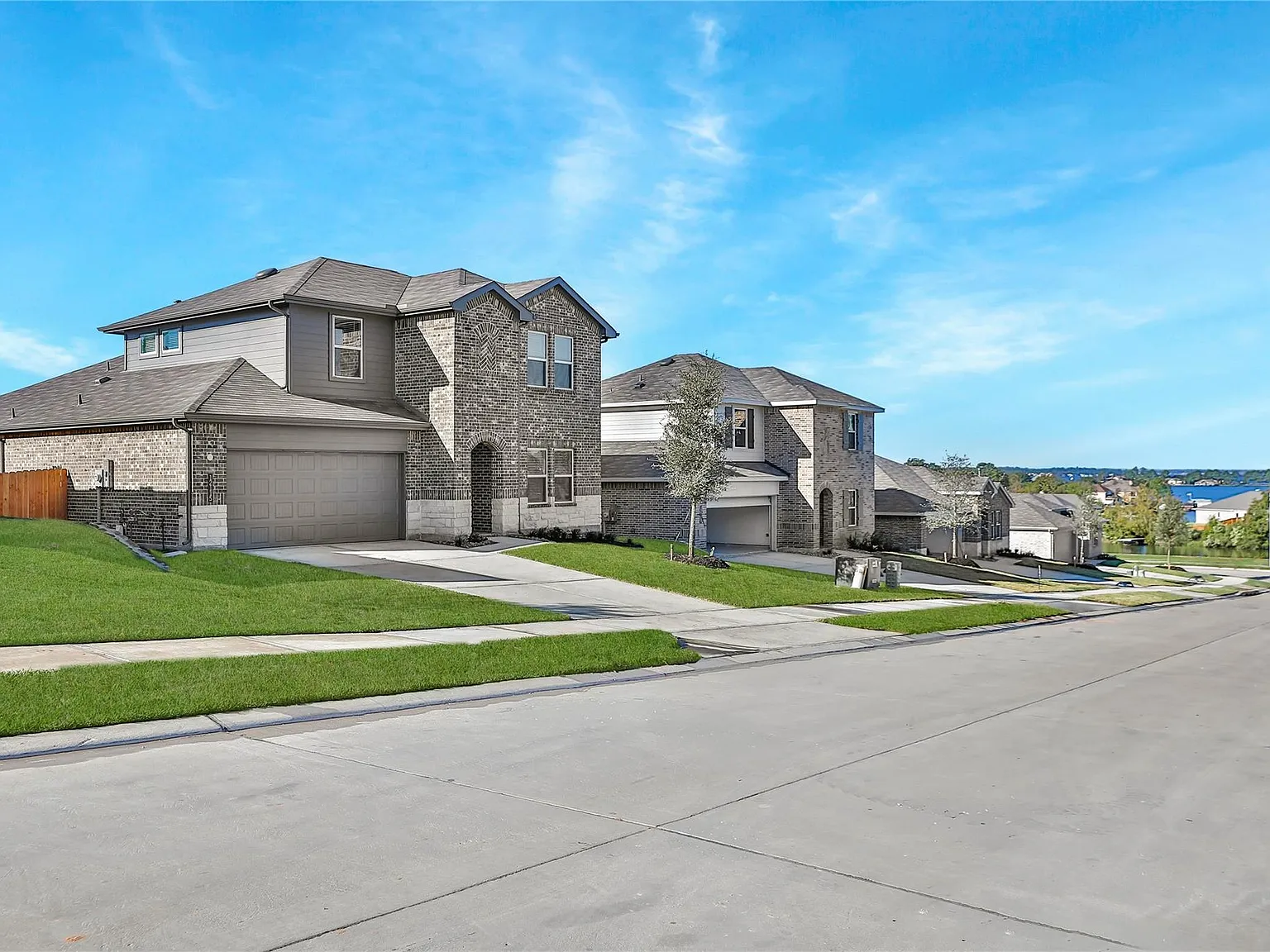 4 bed, 3.0 bath, 2294 sqft, $2,750 — Photo 3