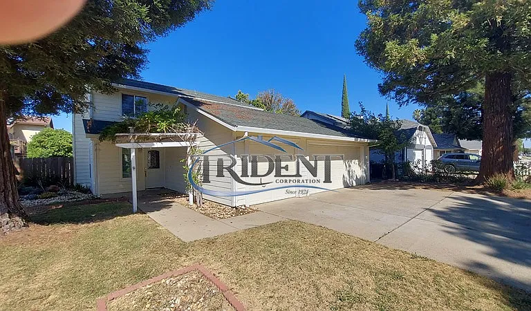 1744 Greengate St — Photo 1