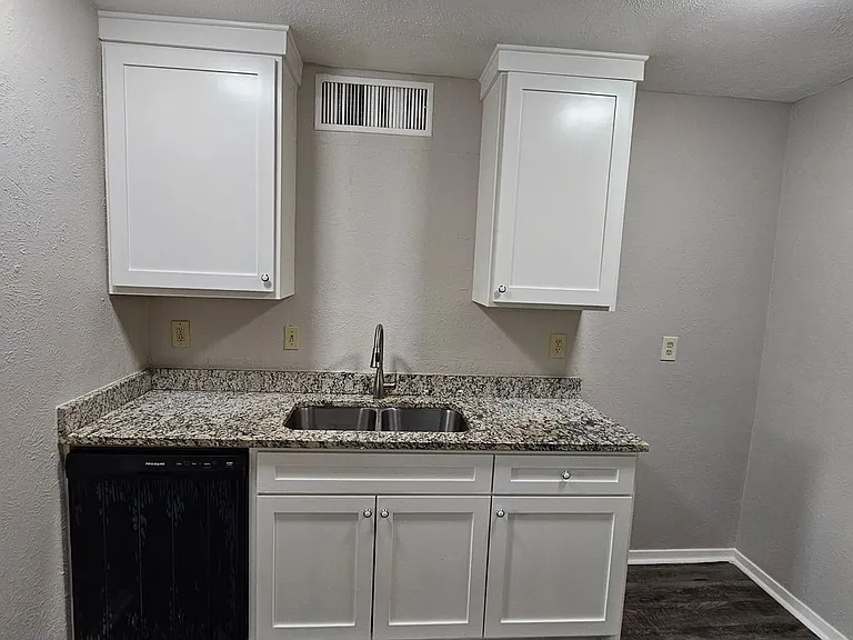 3937 O'Hare Dr — Photo 17