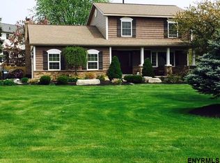 303 Dawn Dr, Schenectady, NY 12306