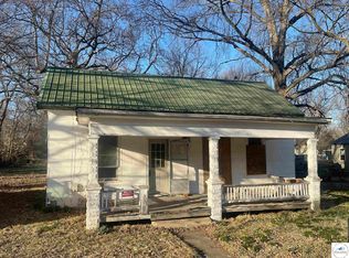 409 E Lincoln St, Clinton, MO 64735