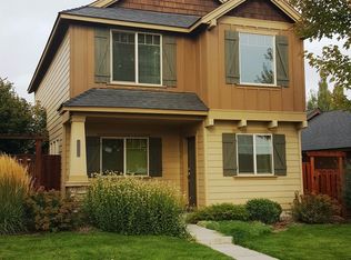 333 NW 27th St, Redmond, OR 97756