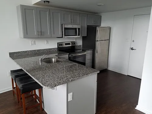 2231 Bryn Mawr Ave #4 Photo 1