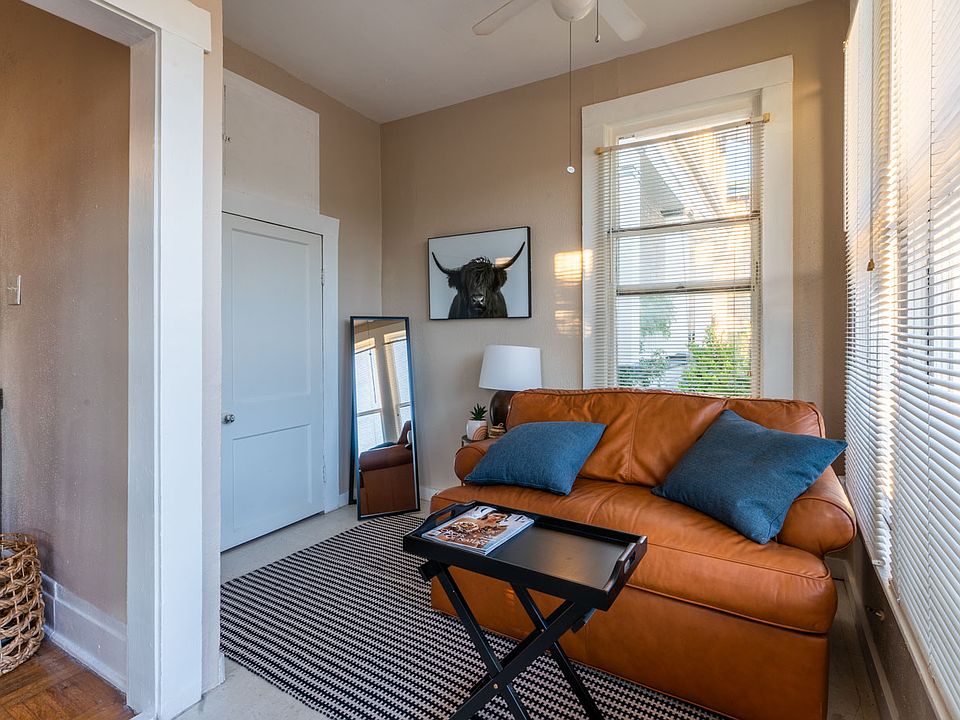 1st image of 423 W Magnolia Ave #3
