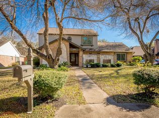 2726 Triway Ln, Houston, TX 77043