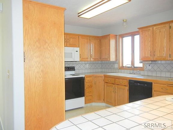5th image of 1310 W 97th S