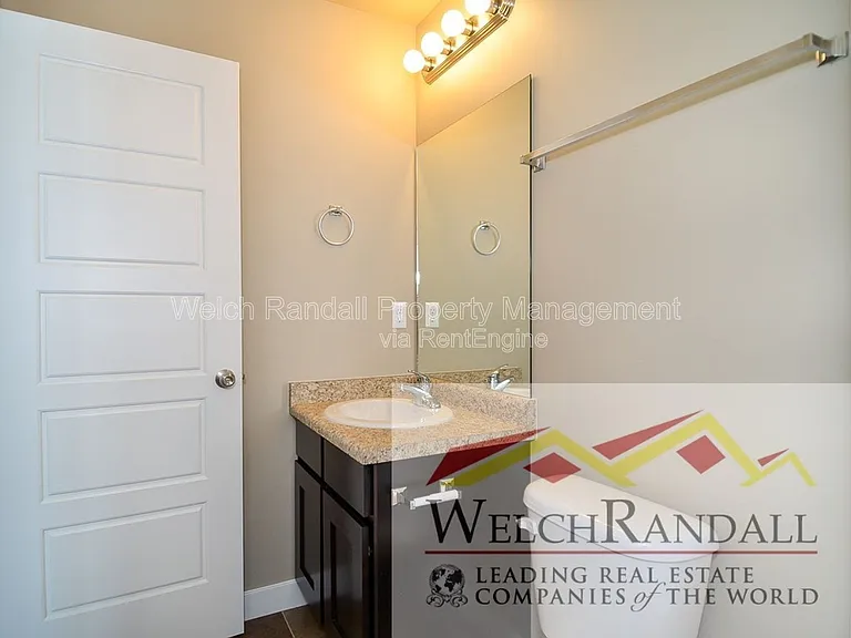 2433 Wellington Ave — Photo 16