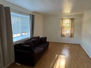 2916 Peyton Randolph Dr APT 101, Falls Church, VA 22044