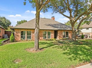 552 Indian Creek Dr, Trophy Club, TX 76262