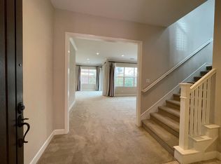221 Canvas, Irvine, CA 92620