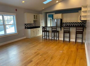 15 Franklin St #1, Lenox, MA 01240