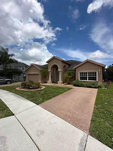 21698 Abington Ct Photo 1