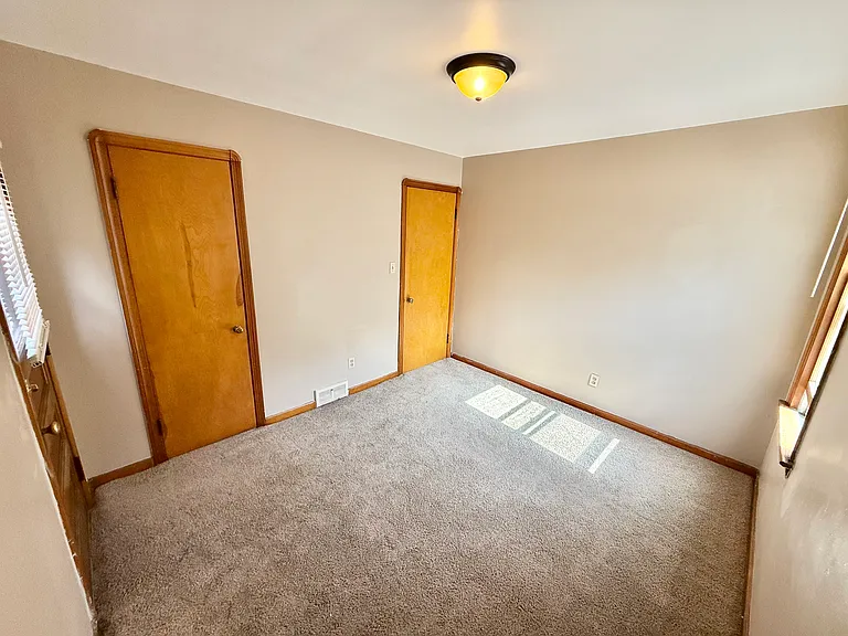 4627 Behrwald Ave #UP — Photo 10