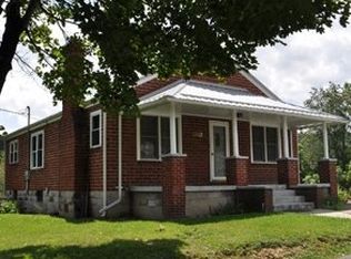 11606 Hanover Rd, Coeburn, VA 24230