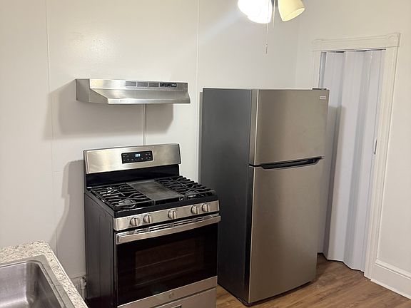 2nd image of 529 N 12th St #2