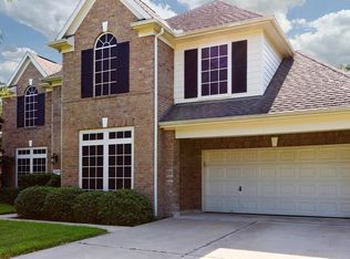 10618 Lake Riata Ln, Cypress, TX 77433