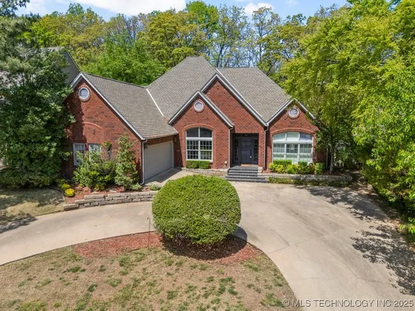 5013 E 86th Pl, Tulsa, OK 74137