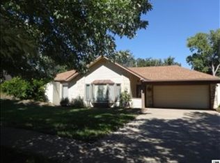 6612 SW 25th St, Topeka, KS 66614