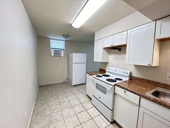 5th image of 115 Scott Ave APT 2
