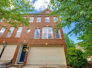 8366 Derwent Valley Ct, Lorton, VA 22079