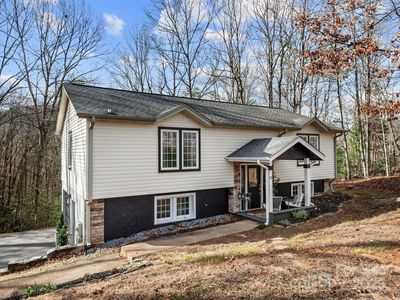 15 Whistle Ridge Rd, Candler, NC, 28715