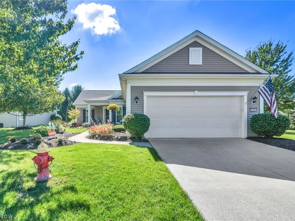 5304 Lake Forest Reserve Ln, Brunswick, OH 44212